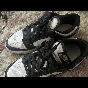 Black & White dunks